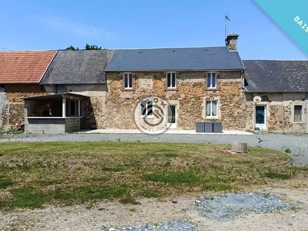 Maison 206 m² - 4 chambres - Dépendances - Montsenelle