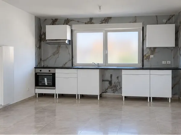 À LOUER - T2 MEUBLÉ RÉNOVÉ DE 55 m² - HAZEBROUCK, RUE NOTRE-DAME