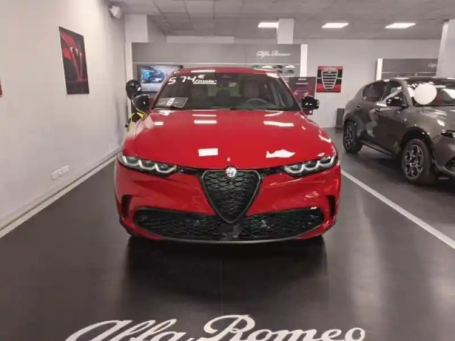 Alfa Romeo Tonale 1.3 ibrida plug-in 280ch veloce at6 e-q4 — photo 2