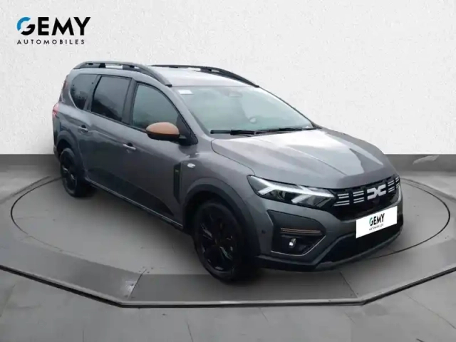 Dacia Jogger tce 110 7 places gsr2 — photo 29