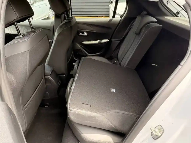 Peugeot 208 electrique 156ch 54 kwh — photo 24