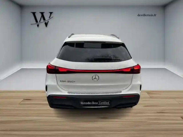 Mercedes Eqa 250+ — photo 4