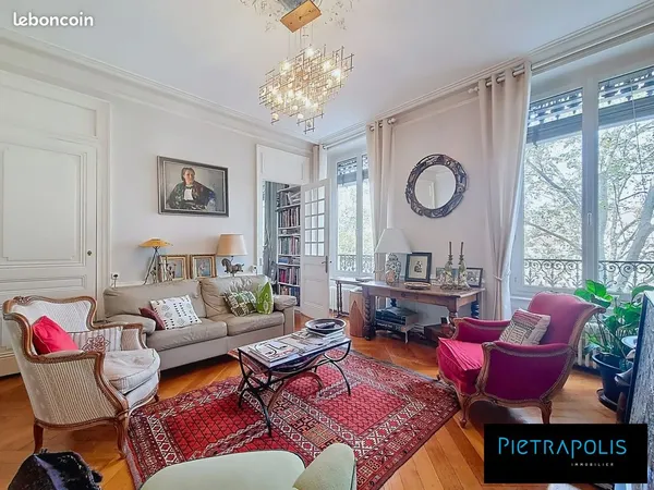 Appartement 4 pièces 125 m²