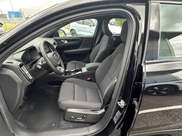 Volvo C40 recharge extended range 252 ch 1edt — photo 6