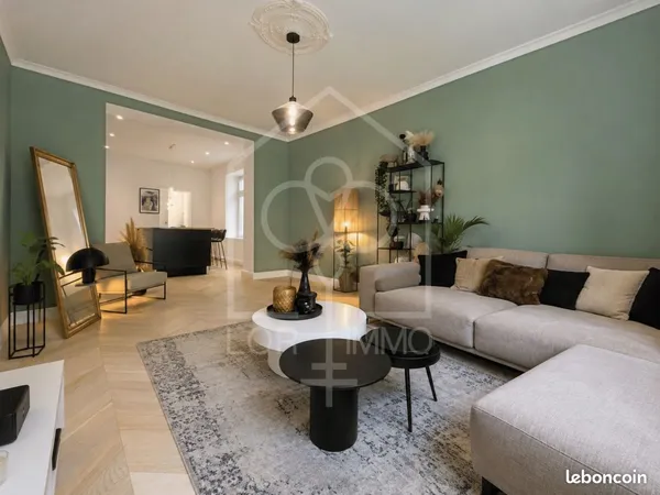 Propriété 8 pièces 178 m²