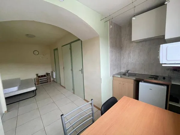 Studio 1 pièce 20 m²