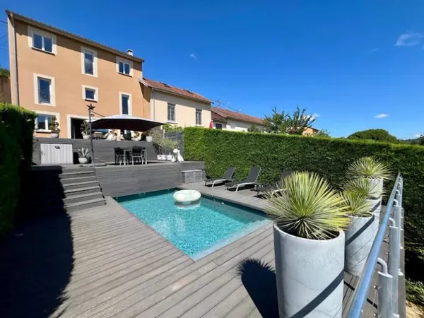 Maison 6 pièces 121 m²