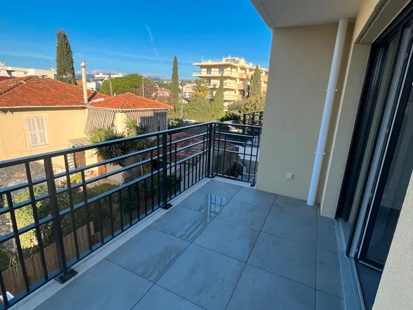 Beau T2 St laurent du var