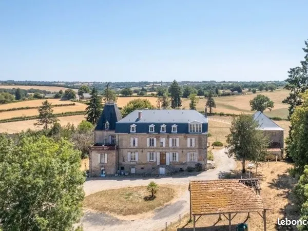 Château 19 pièces 530 m²
