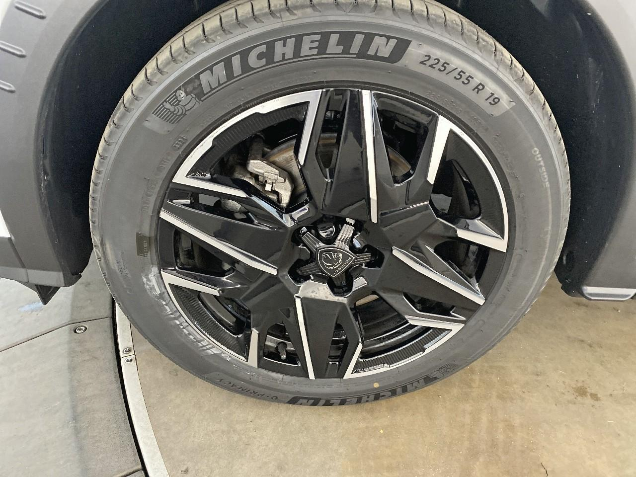 Peugeot 5008 hybrid 145 ch e-dcs6 gt exclusive — photo 11
