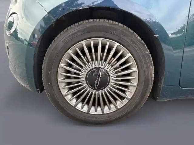 Fiat 500 e 118ch pack confort &amp; style my23 — photo 9