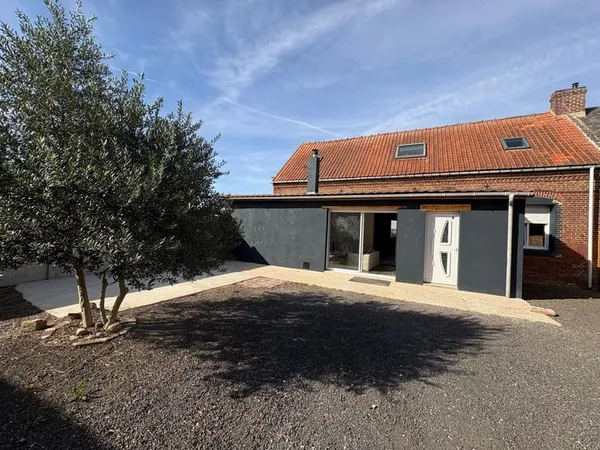 BELLE MAISON FAMILIALE À LA CAMPAGNE