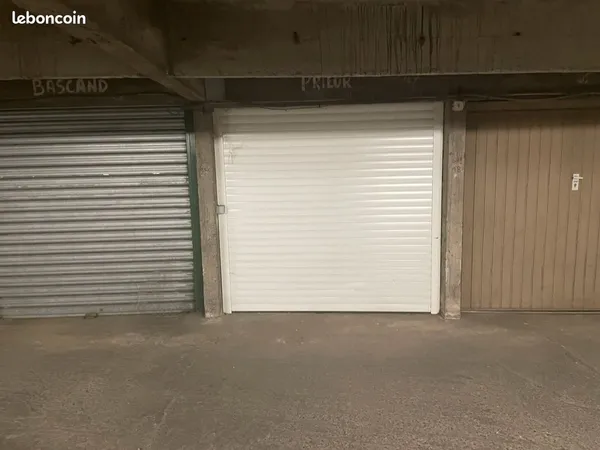 A louer box securise quartier des minimes