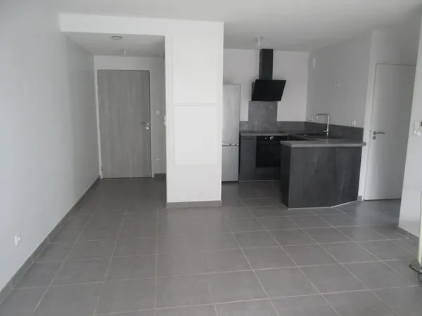 LOCATION T2 ONET LE CHATEAU SANS FRAIS D'AGENCE