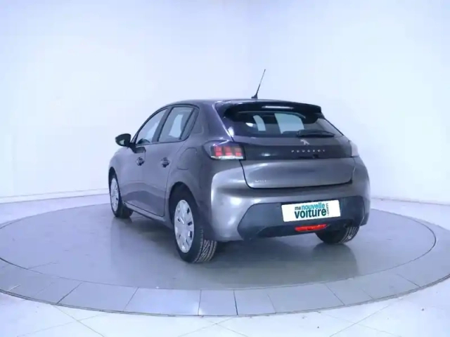 Peugeot 208 puretech 100 s&amp;s bvm6 — photo 10