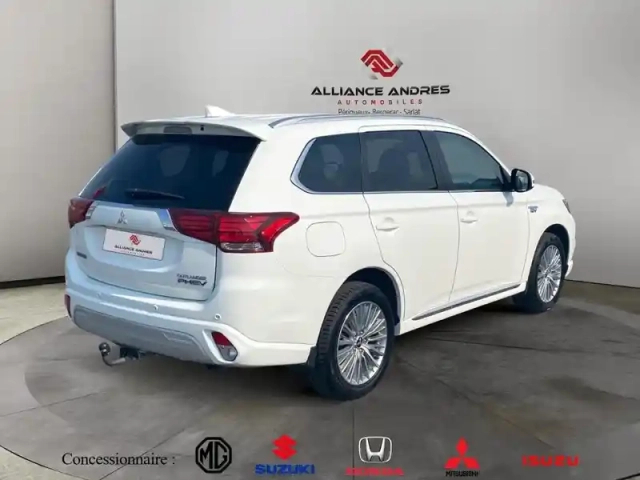 Mitsubishi Outlander phev twin motor intense 4wd — photo 5