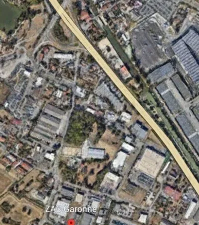 Entrepôt 1800 m²