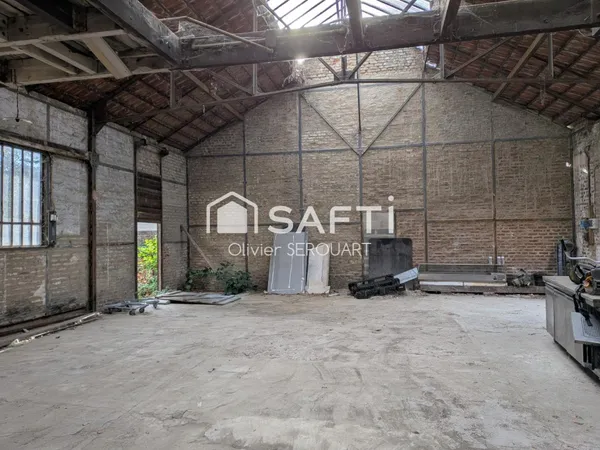 HANGAR 130 M² FORT POTENTIEL / PROJET LOFT