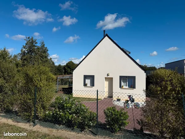Maison contemporaine 2015 - 4 chambres (vie de plain-pied) - DPE B - Terrain 550 m²