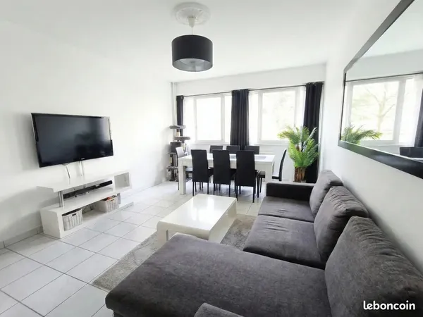 T5 de 100 m² à 50m du Parc Blandan - Lyon 7 - RDC - T5 98,64 m² — Lyon 7 Jean Macé — Idéal grande fa