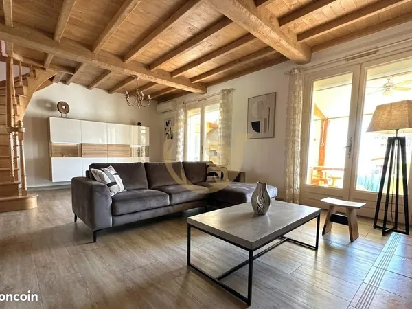Maison 8 pièces 178 m²