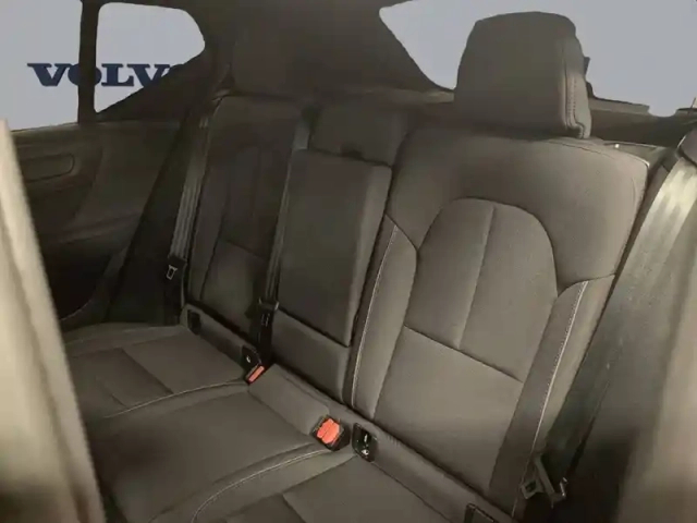 Volvo Xc40 recharge 231 ch 1edt — photo 29