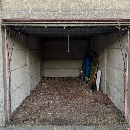 à louer - garage fermé individuel - villeneuve-d'ascq (quartier des prés)