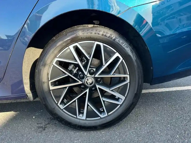 Skoda Octavia 1.5 tsi mhev e-tec 150 ch act dsg7 — photo 18