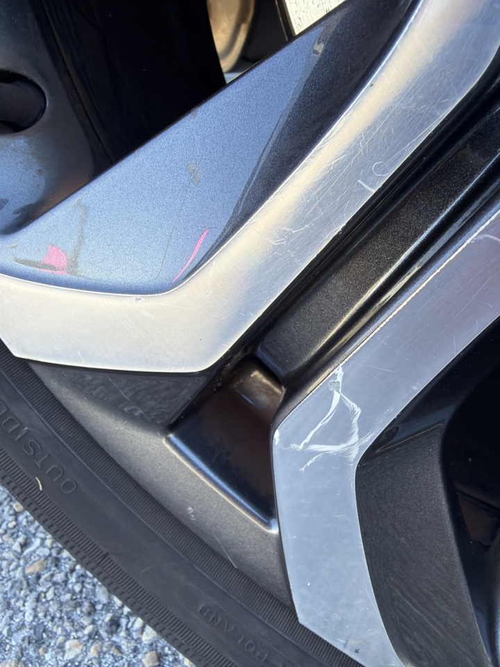 Renault Captur E-Tech Plug-in 160 — photo 36