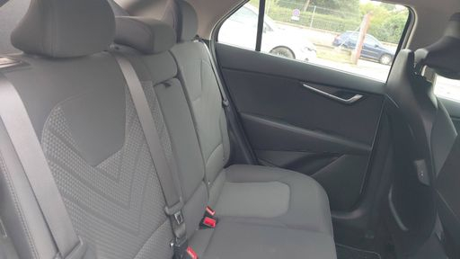 Kia Niro 1.6 GDi 141 Hybride DCT6 - Motion – 2024 – 41504 km – Hybride essence – Boîte Automatique — photo 20