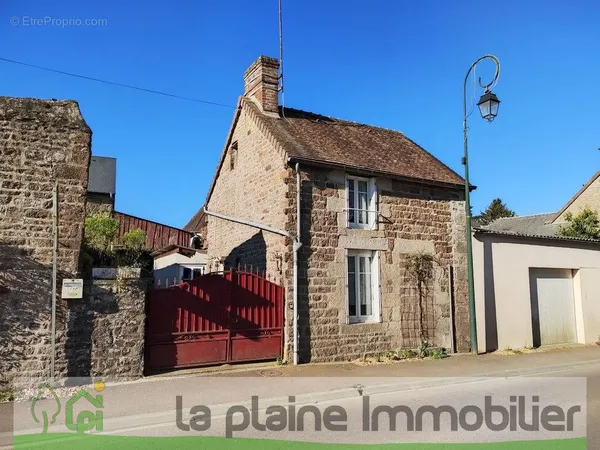 Maison Carrouges 2 pièces 35 m2