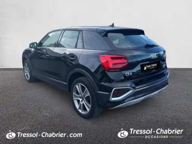 Audi Q2 35 tfsi cod 150 s tronic 7 design luxe — photo 30