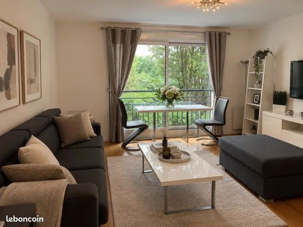 Magnifique appartement / calme et sans vis-à-vis / Collège et Lycée Pasteur