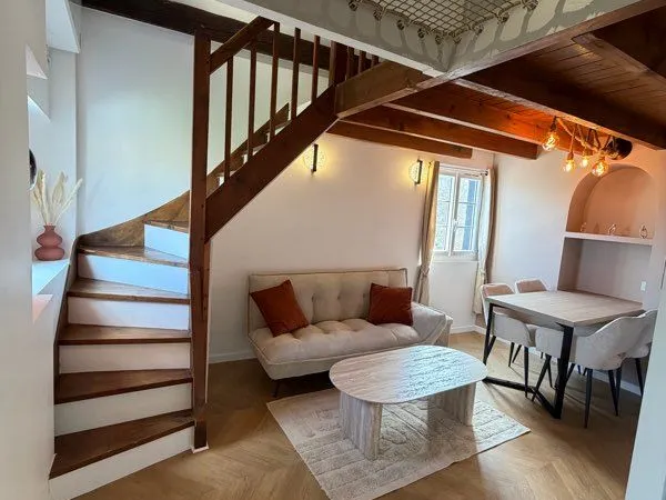 Appartement entièrement rénové, meublé et climatisé