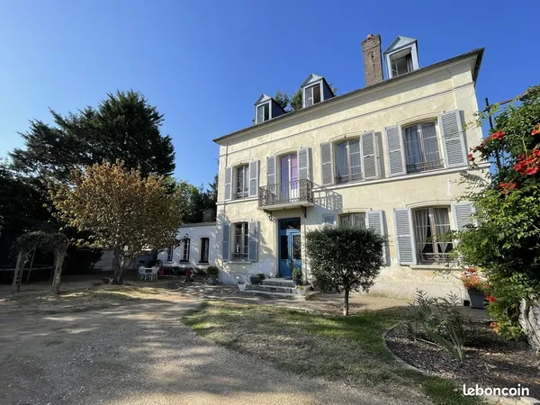 Maison 7 pièces 185 m²