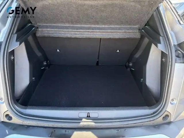 Peugeot 2008 puretech 100 s&amp;s bvm6 — photo 6