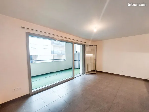 A LOUER T2 de 45m² avec garage CHAMBERY CENTRE
