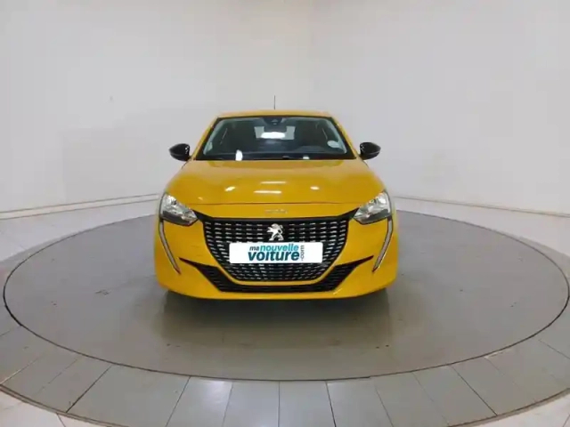 Peugeot 208 puretech 75 s&amp;s bvm5 — photo 2