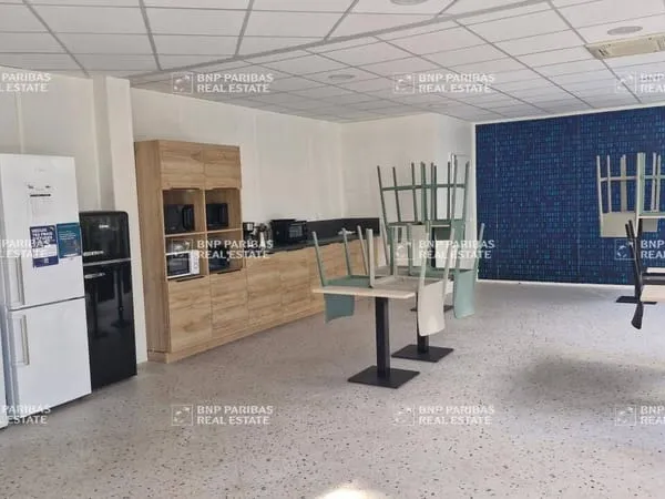 Bureaux 770 m²