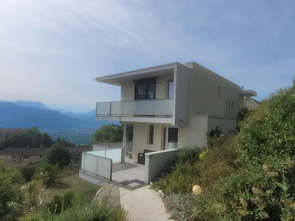 Maison 6 pièces 170 m²