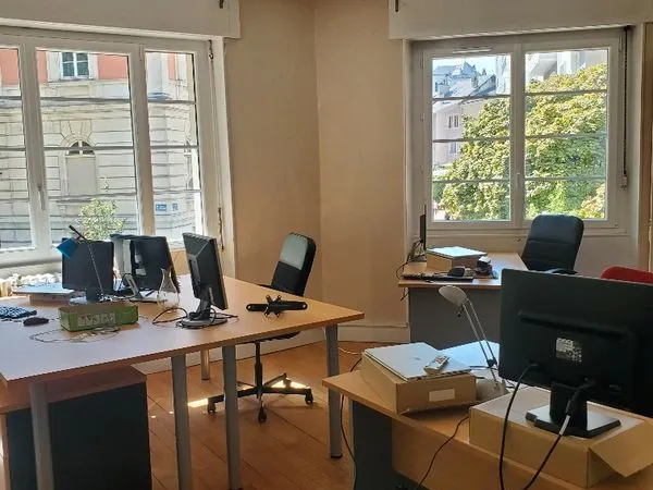 Coworking - bureau partagé indépendant Chambéry centre