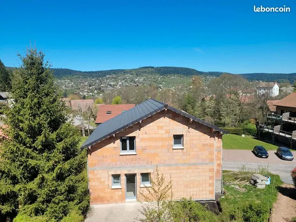 Chalet 6 pièces 140 m²