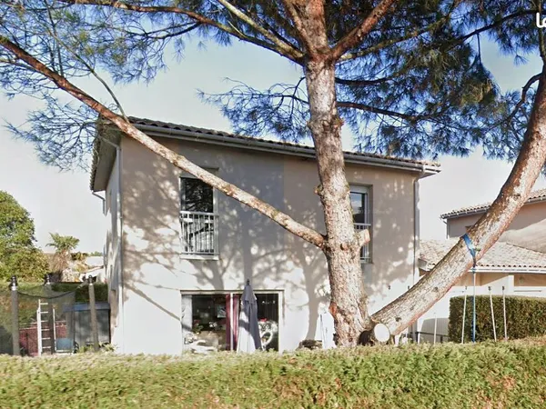 Maison à louer à Castelculier