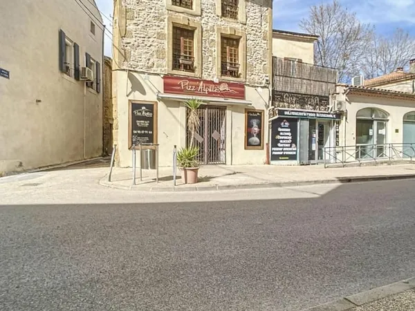 Bien immobilier de rendement Vente Eyguières 300000€
