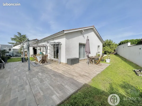 Villa 3 pièces 80 m²
