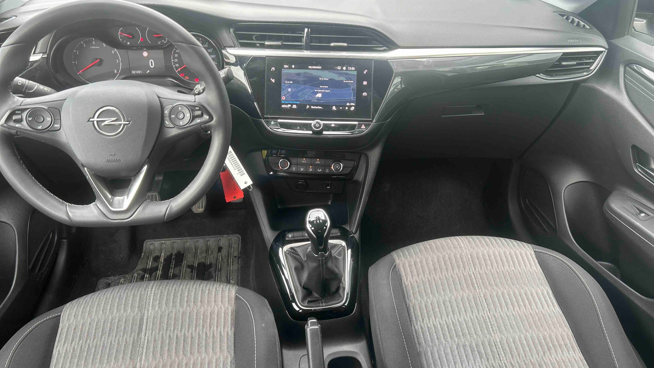 Opel Corsa 1.2 75 ch BVM5 — photo 9