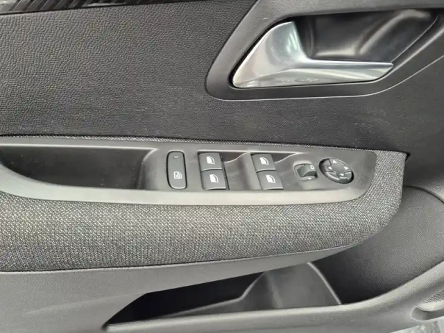Peugeot 208 100 s&amp;s bvm6 — photo 65