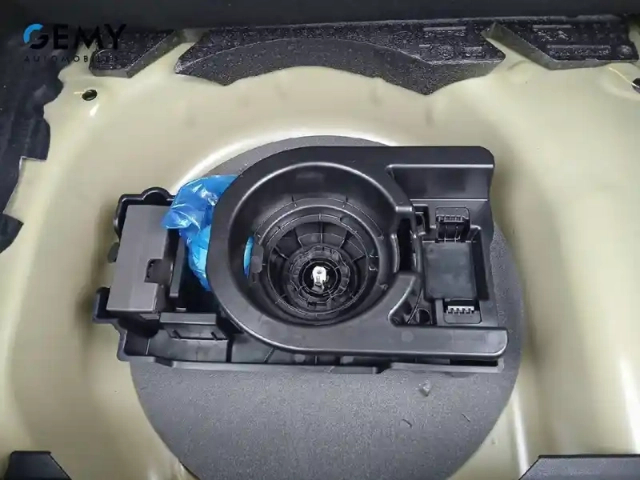 Peugeot 208 hybrid 100 e-dcs6 — photo 20