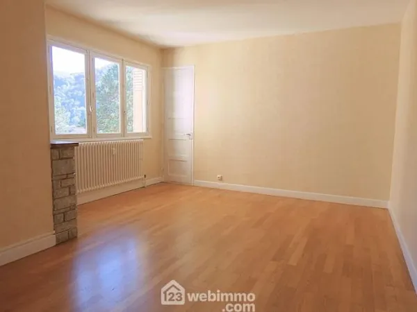 Appartement 4 pièces 96 m²