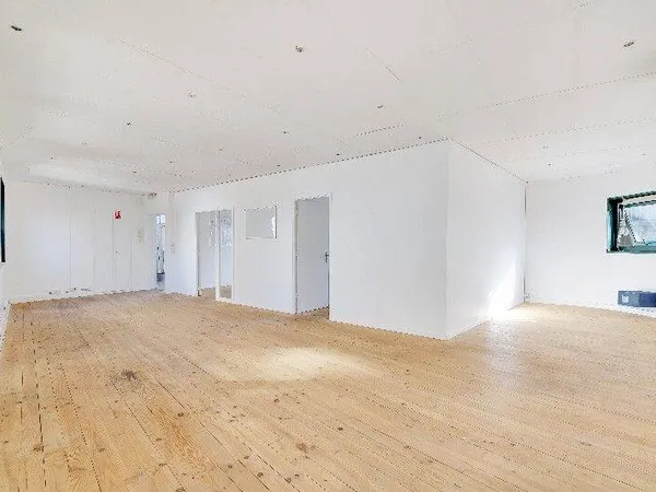 Bureaux 87 m²
